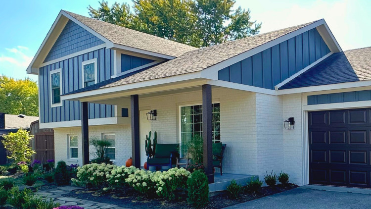 Why More Carmel Homeowners Are Choosing Board and Batten Siding